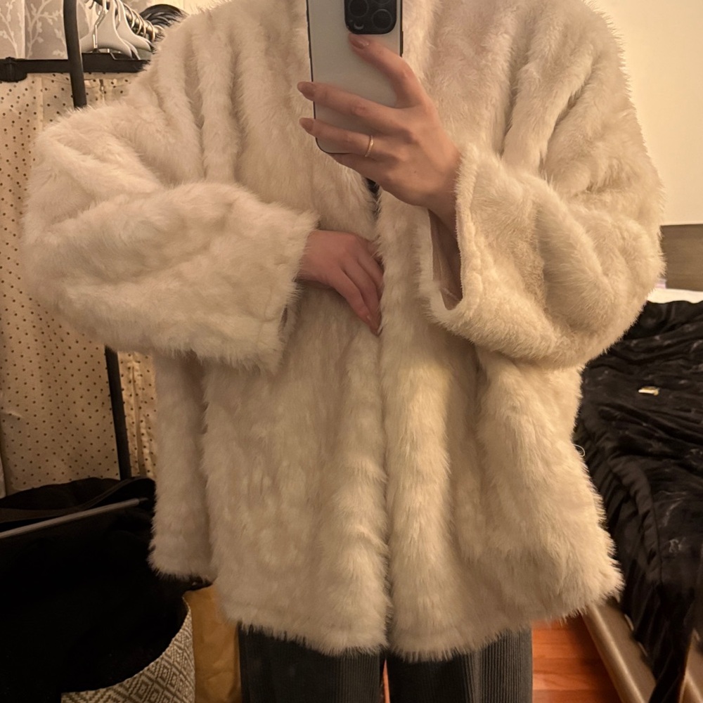 Women's Faux Fur Cape Coat Jacket